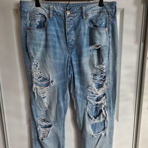 American Eagle Womens Tomgirl Jeans Size 14 Distressed Button Fly